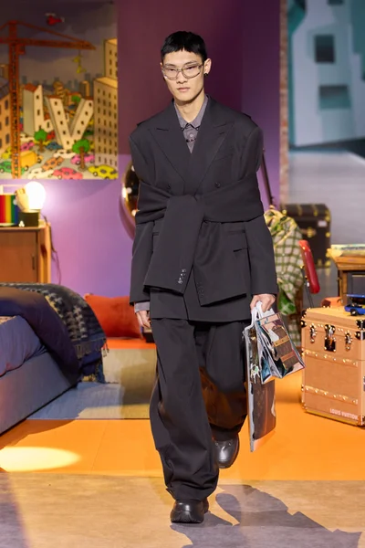Look 39